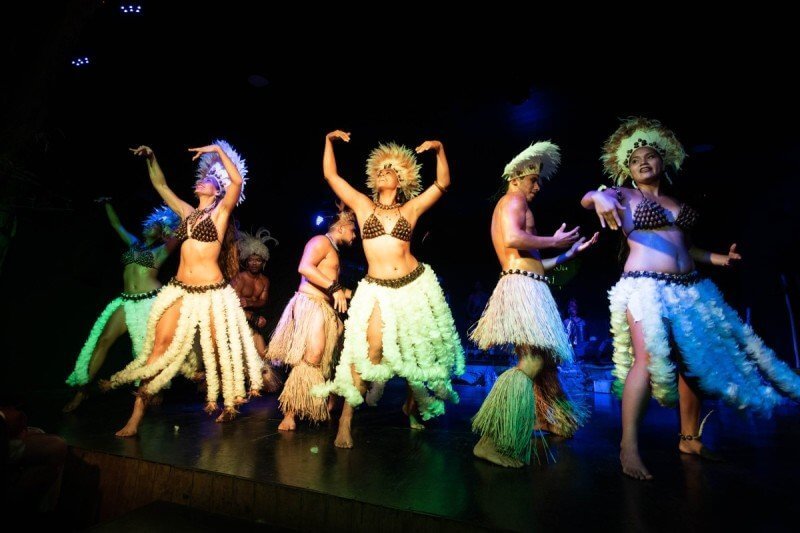 Show en vivo en Te Ra´ai / Haha varua (Only show)