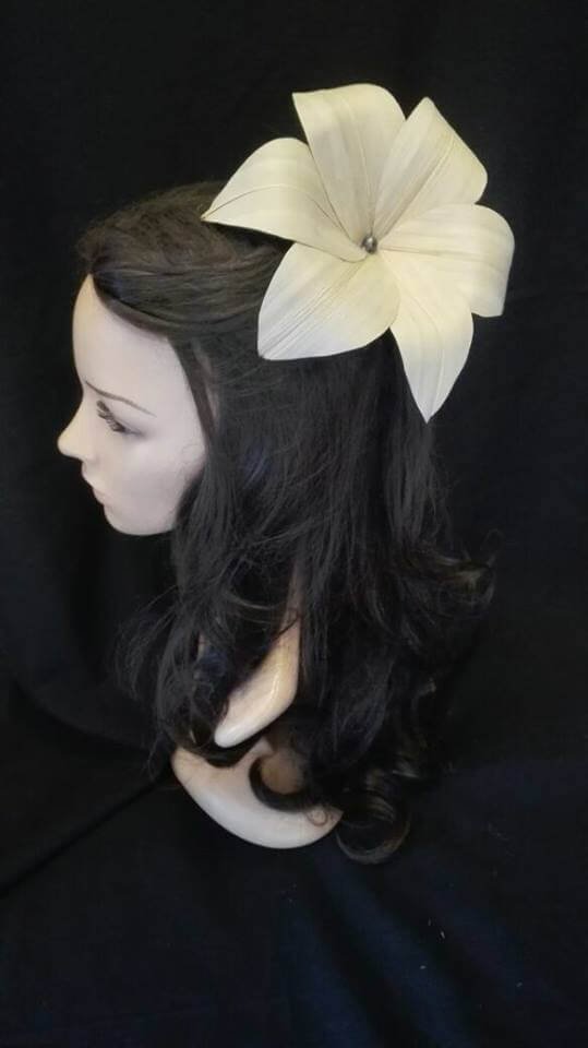 Pinche Flor Pandanus Con Perla Y Pinza Para El Cabello - Imagen 7