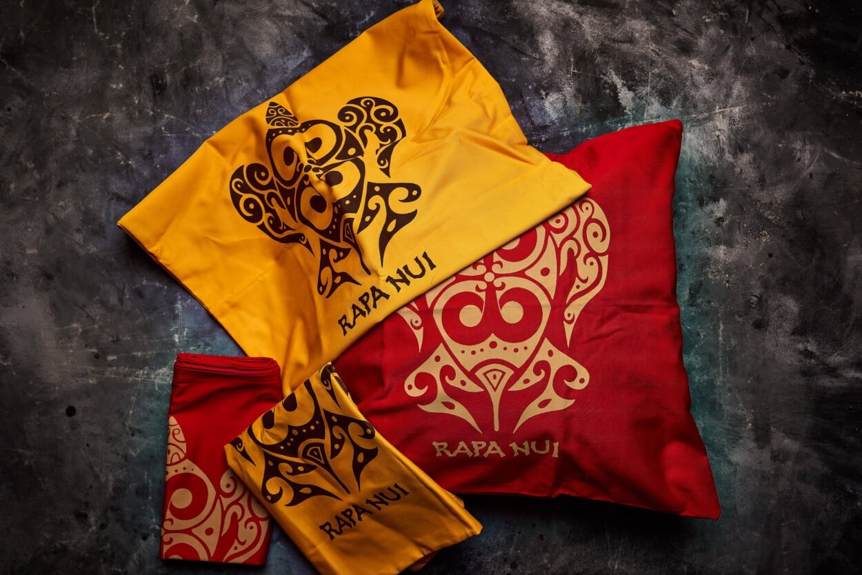 Funda cojin Rojo Gabardina estampada con tortuga 45x45cm - Imagen 8